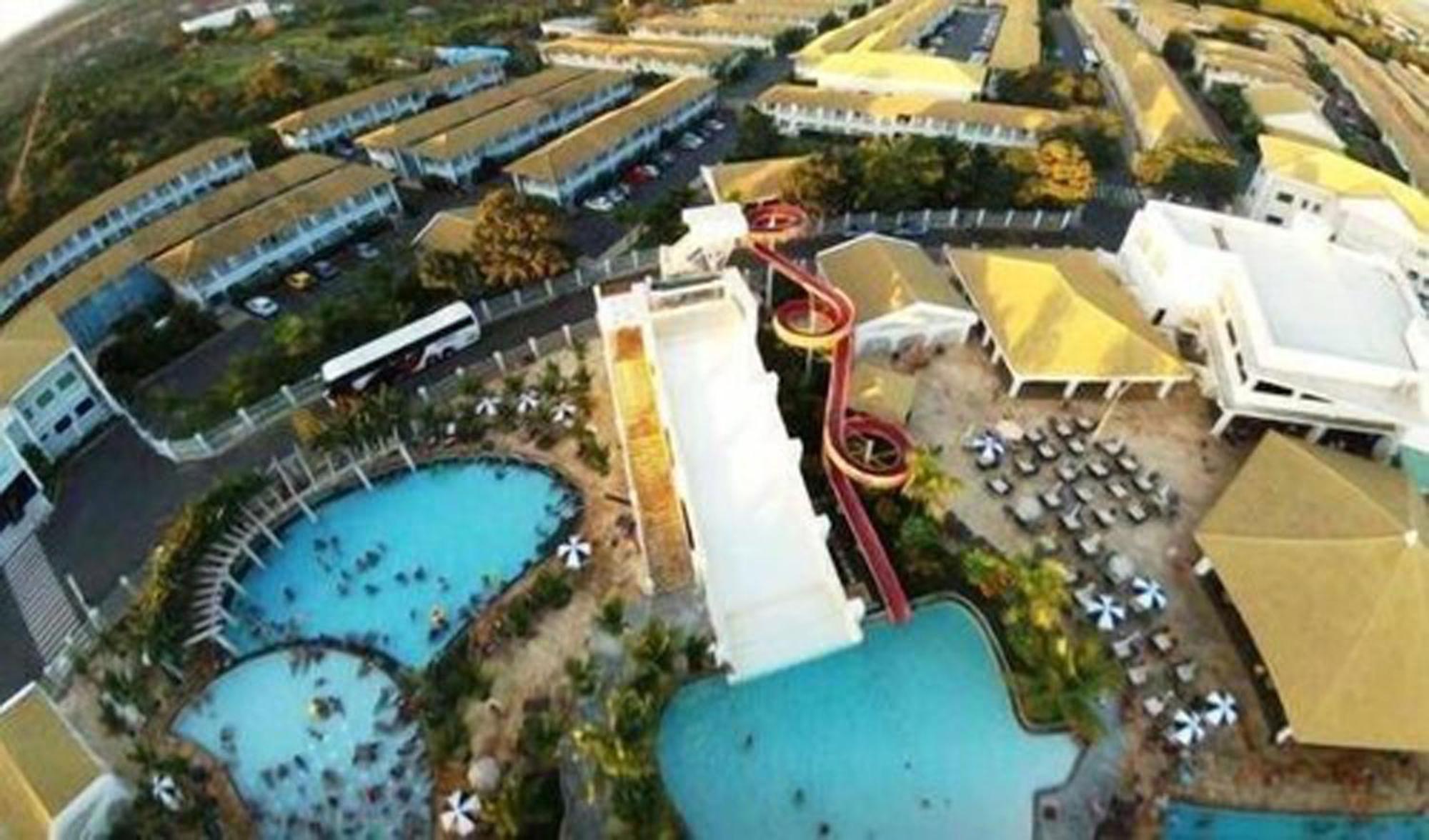 L'Acqua Diroma - Oficial - Piscinas 24 Horas Caldas Novas Bagian luar foto